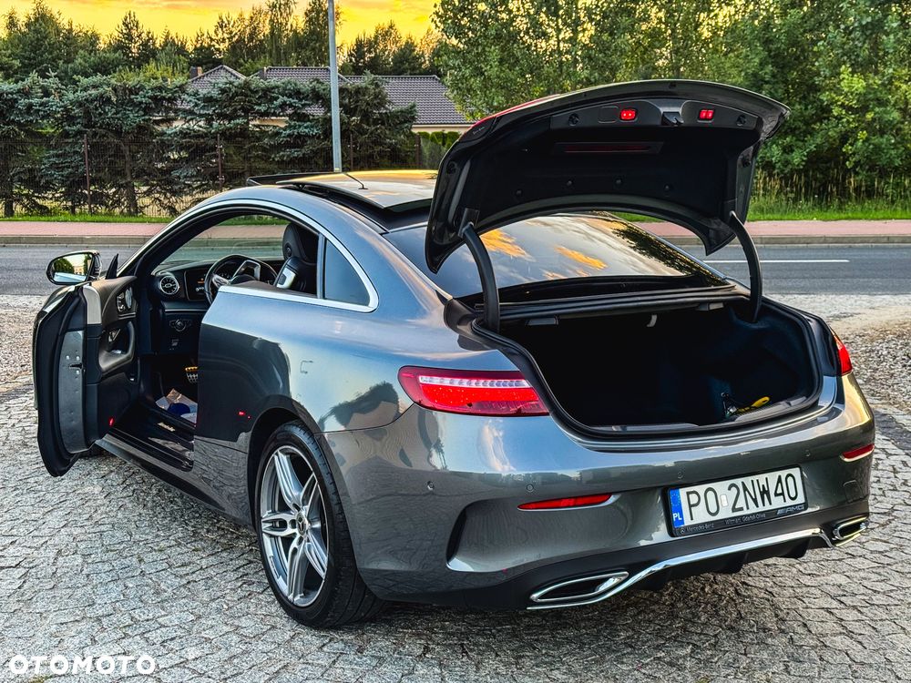 Mercedes-Benz Klasa E 220 d Coupe 4-Matic 9G-TRONIC - 20