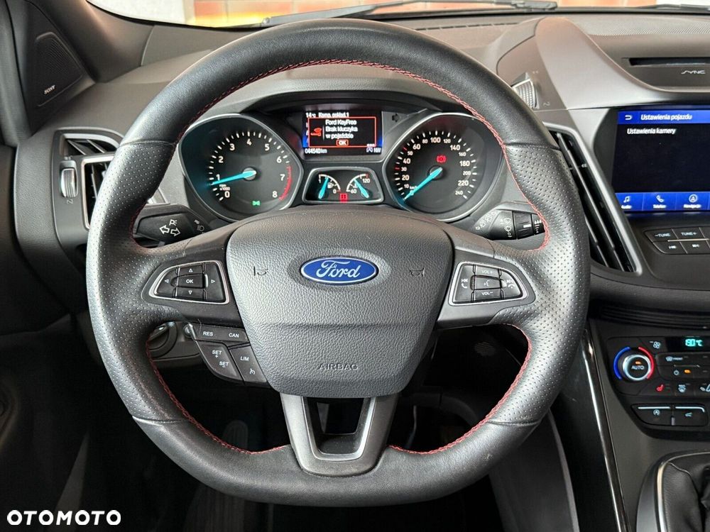 Ford Kuga - 15
