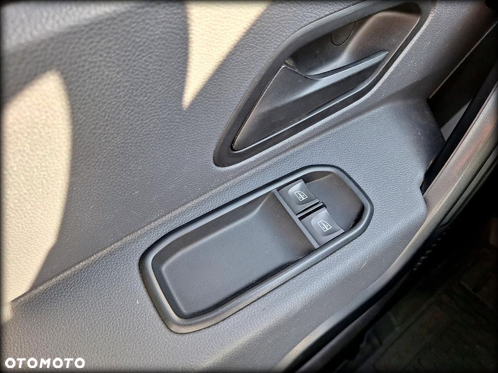 Dacia Duster 1.0 TCe Essential - 20