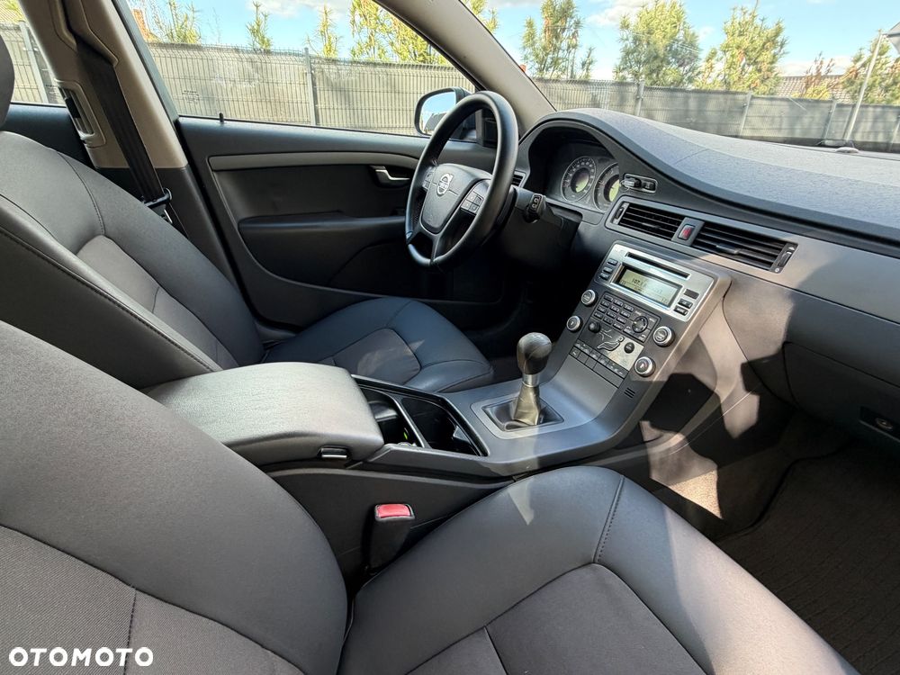 Volvo V70 2.0D Summum - 19