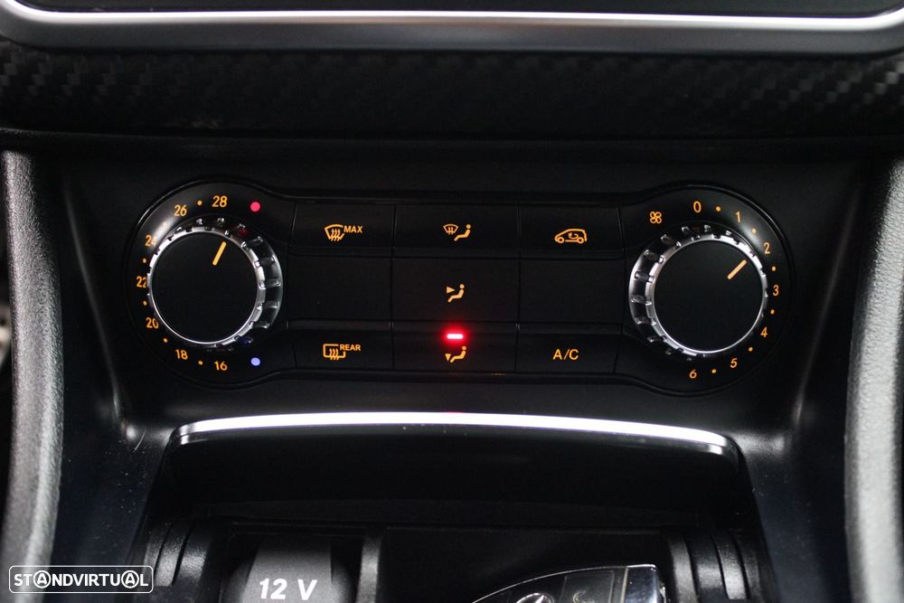 Mercedes-Benz A 180 d AMG Line Aut. - 25