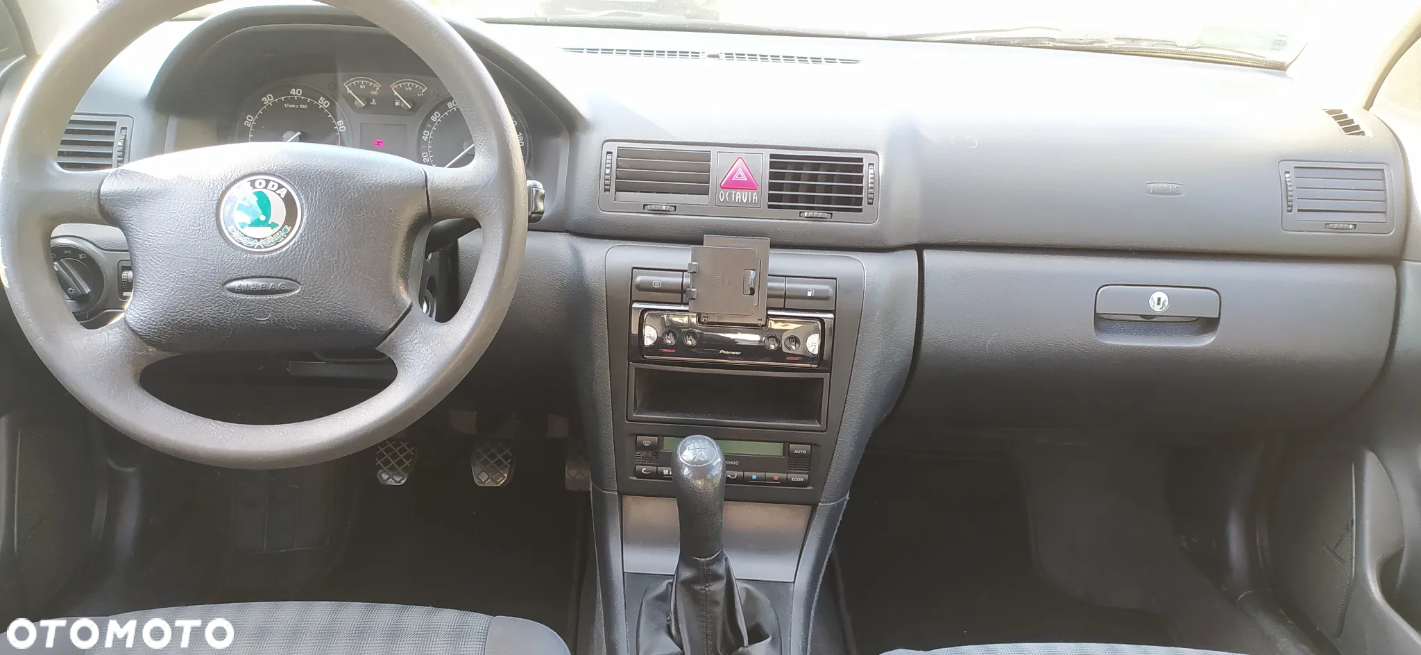 Skoda Octavia - 2