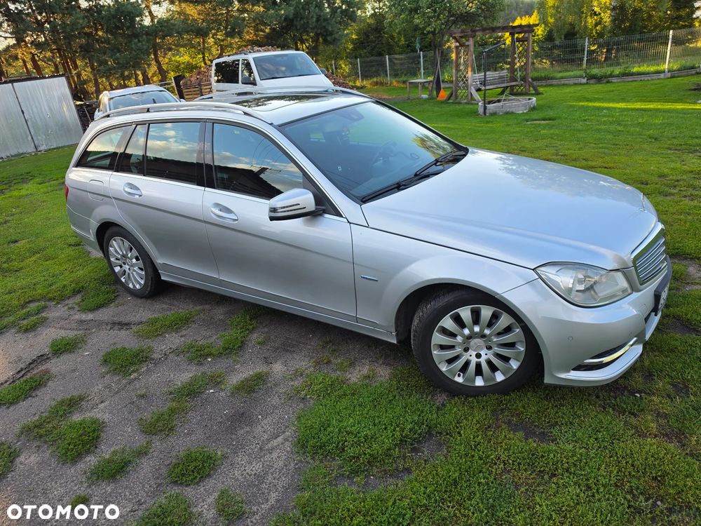 Mercedes-Benz Klasa C 200 CDI DPF Automatik BlueEFFICIENCY Elegance - 3