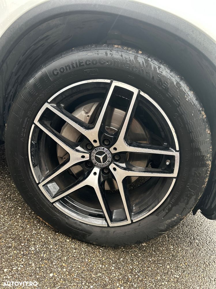 Mercedes-Benz GLC 220 d 4Matic 9G-TRONIC - 11