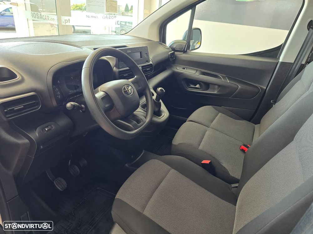 Toyota Proace 1.5 D 3 Lugares - 9