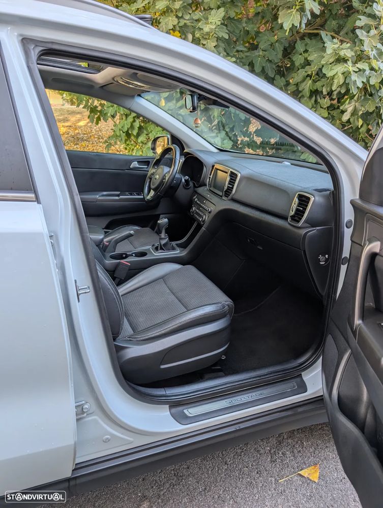 Kia Sportage 1.7 CRDI ISG TX Prime - 10