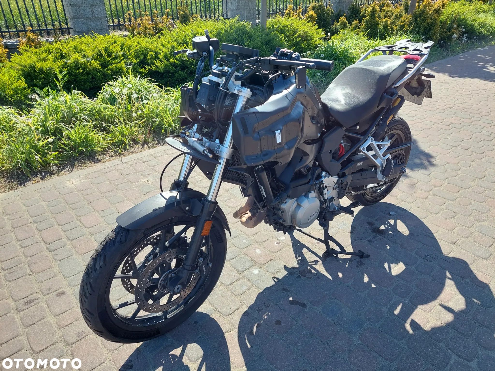 BMW F - 1