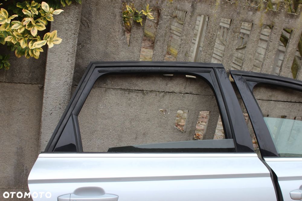 DRZWI PRZEDNIE TYLNE PRAWE AUDI A6 C7 AVANT LY5Q 2015 - 35