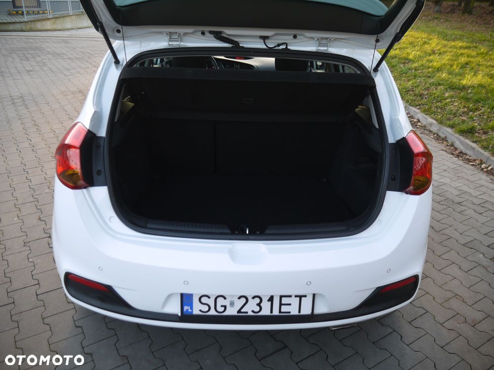 Kia Ceed 1.6 GDI Spirit - 7