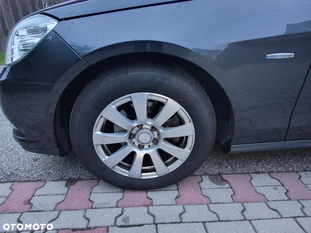 Mercedes-Benz Klasa E 200 CDI DPF BlueEFFICIENCY - 14