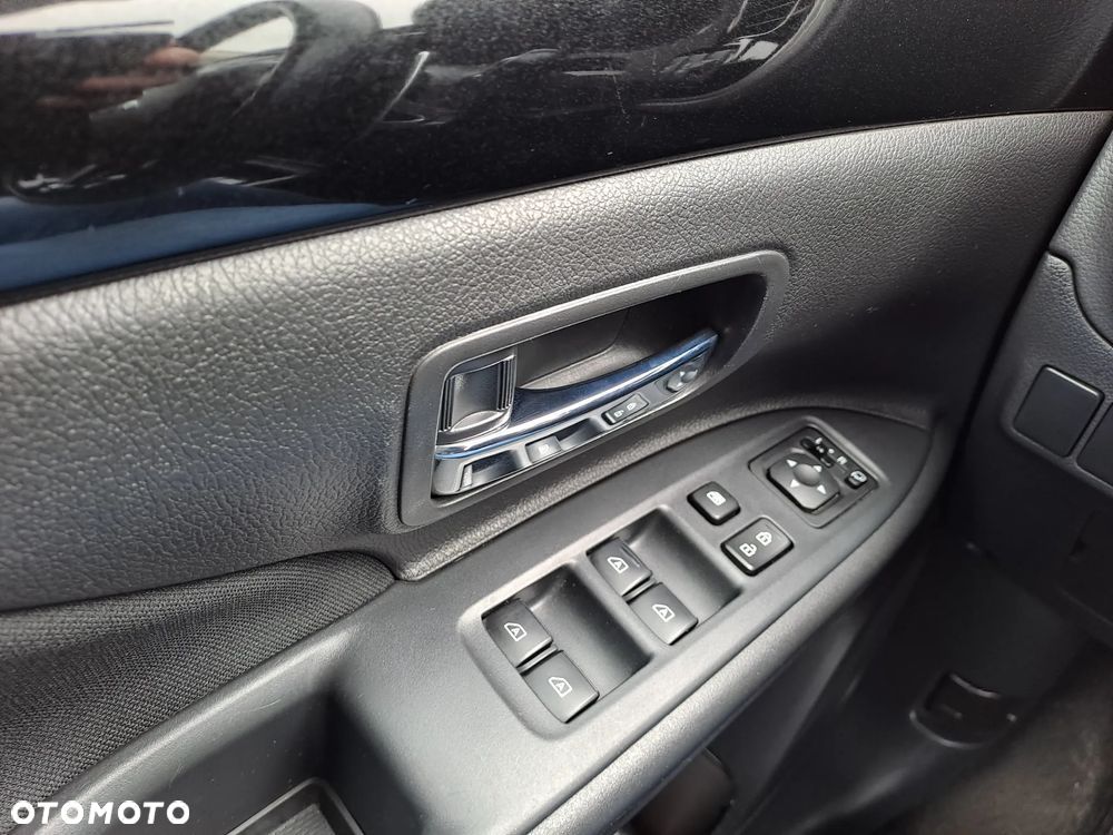 Mitsubishi Outlander 2.0 Intense + 4WD CVT - 16