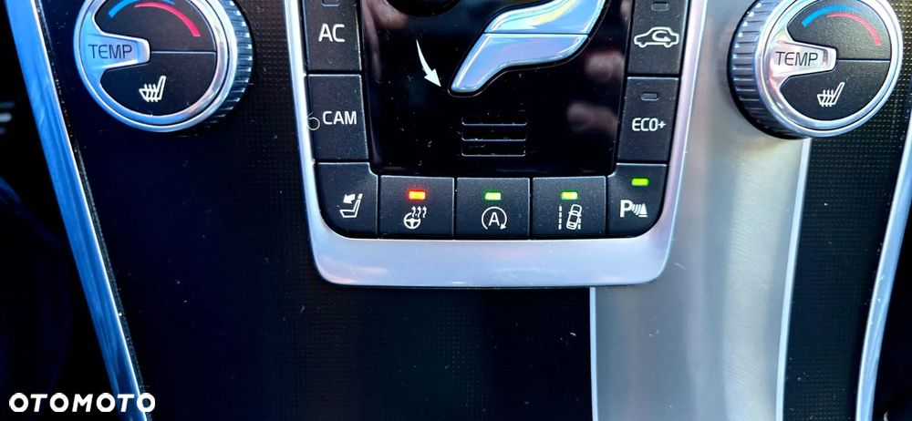 Volvo XC 60 T5 Drive-E R-Design Summum - 14