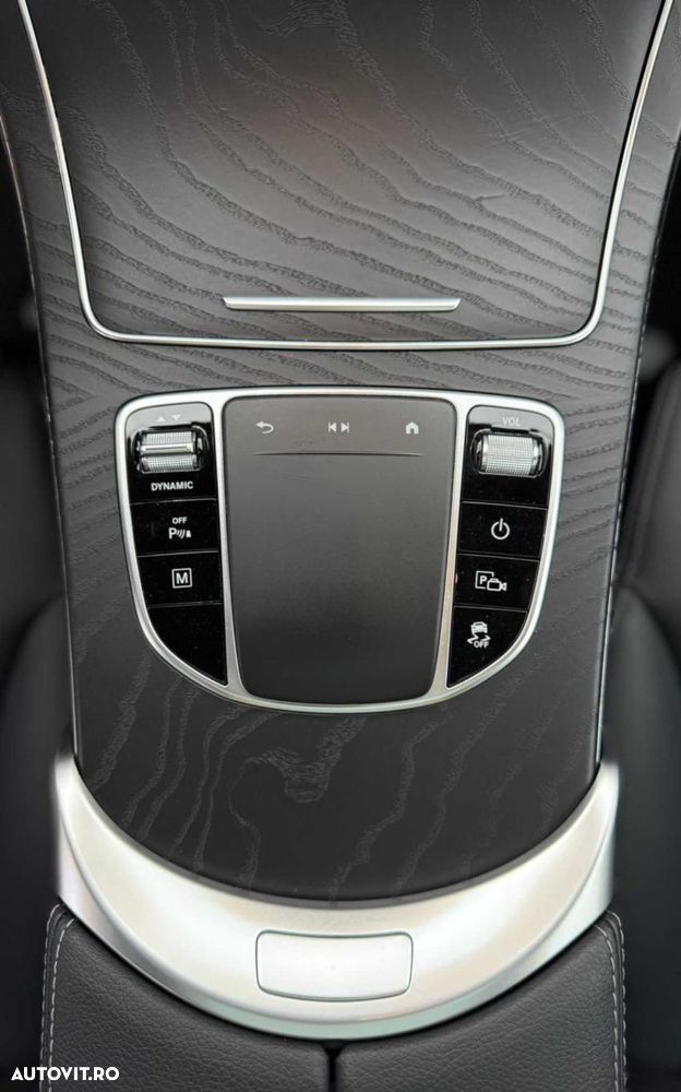 Mercedes-Benz GLC - 31