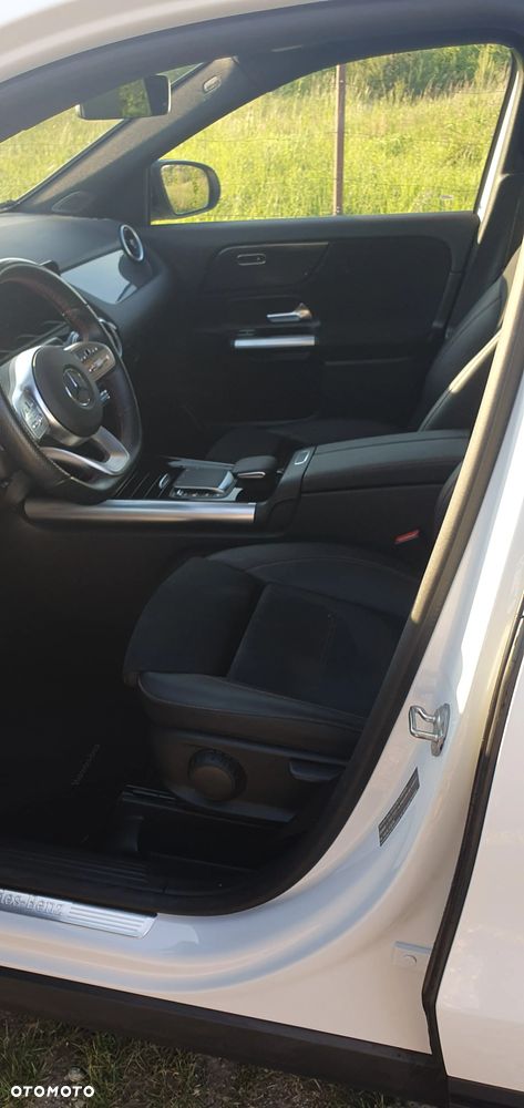Mercedes-Benz GLA 220 d AMG Line - 5
