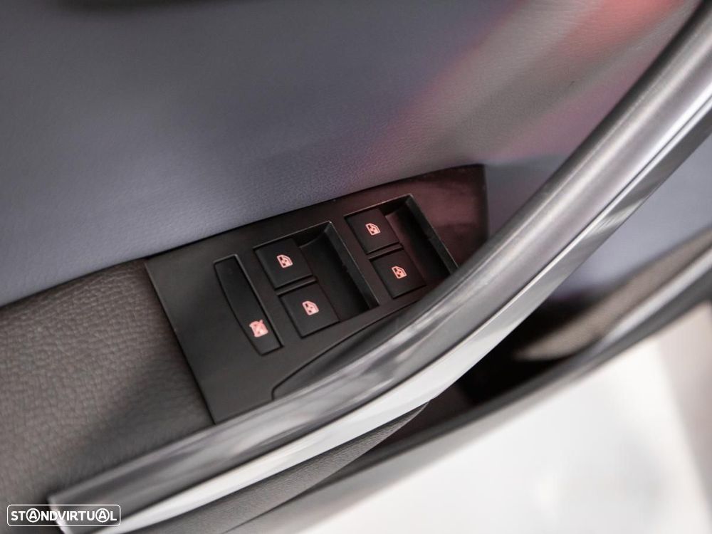 Opel Astra Sports Tourer - 19