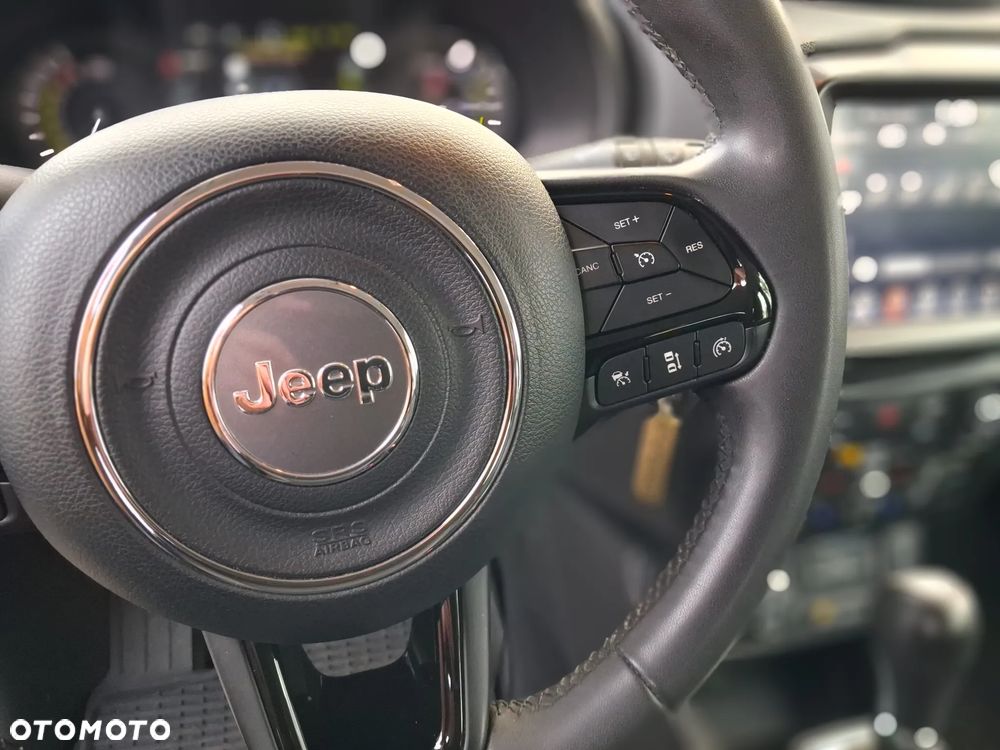 Jeep Renegade 1.3 T-GDI 4xe Automatik Limited - 24