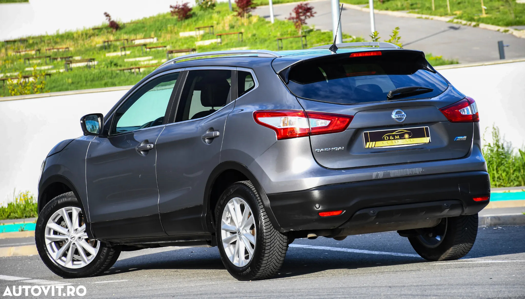 Nissan Qashqai 1.5 DCI Start/Stop N-Connecta - 4