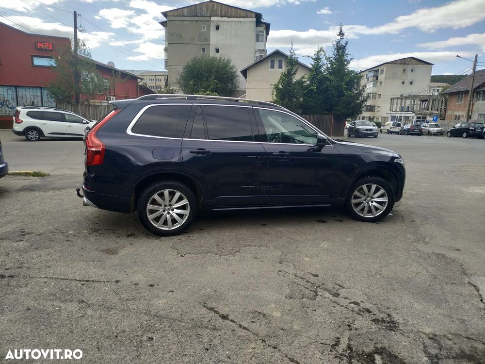 Volvo XC 90 D5 AWD Momentum - 6