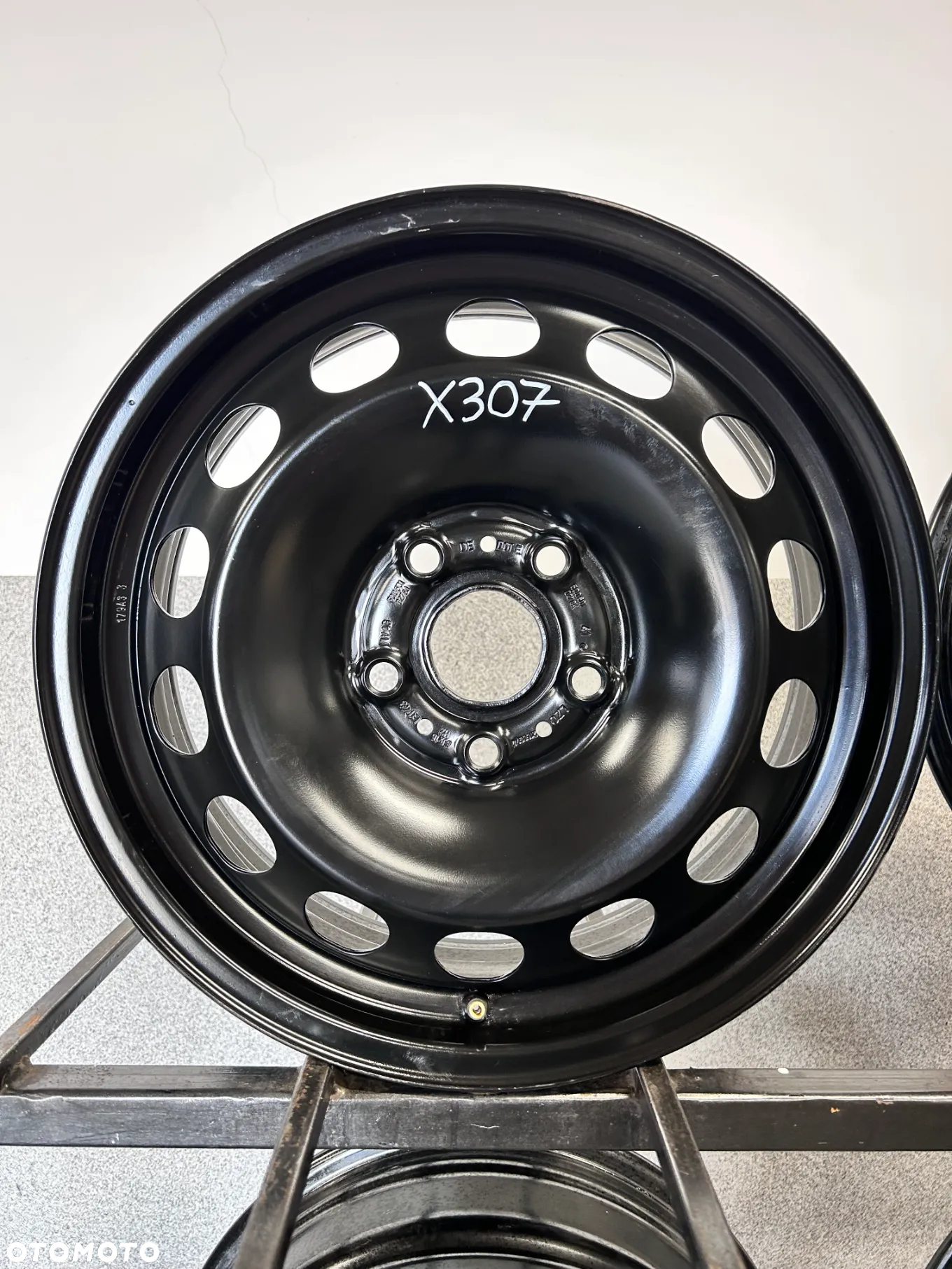4 FELGI STAL. VW T-ROC,GOLF 8,JETTA,AUDI Q2 16'' 6J ET43 NR: 5Q0 601027 CJ - 2