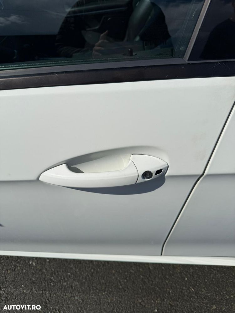 Mercedes-Benz E - 5