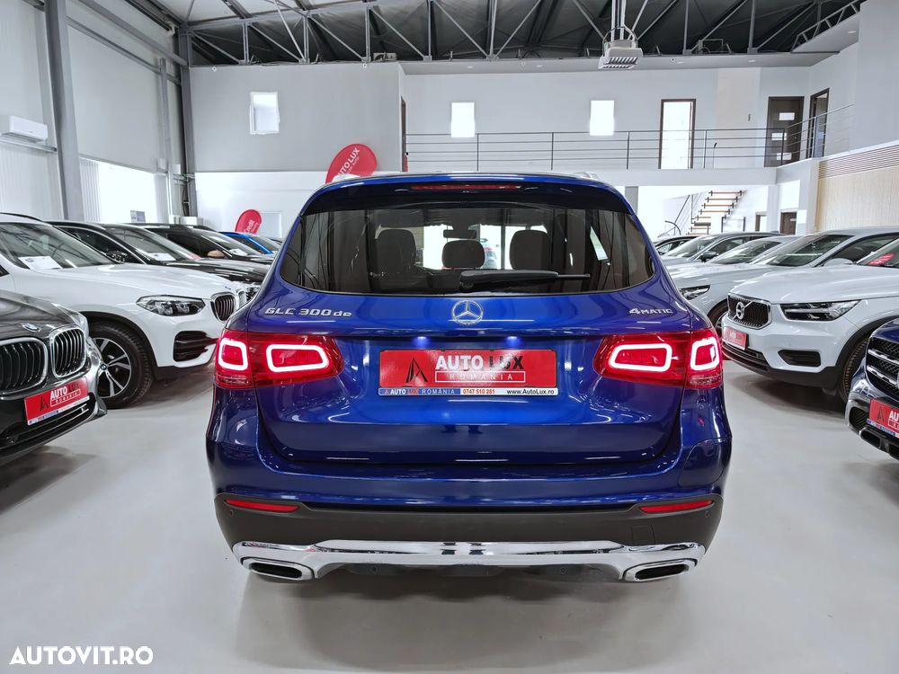 Mercedes-Benz GLC 300 de 4Matic 9G-TRONIC - 33