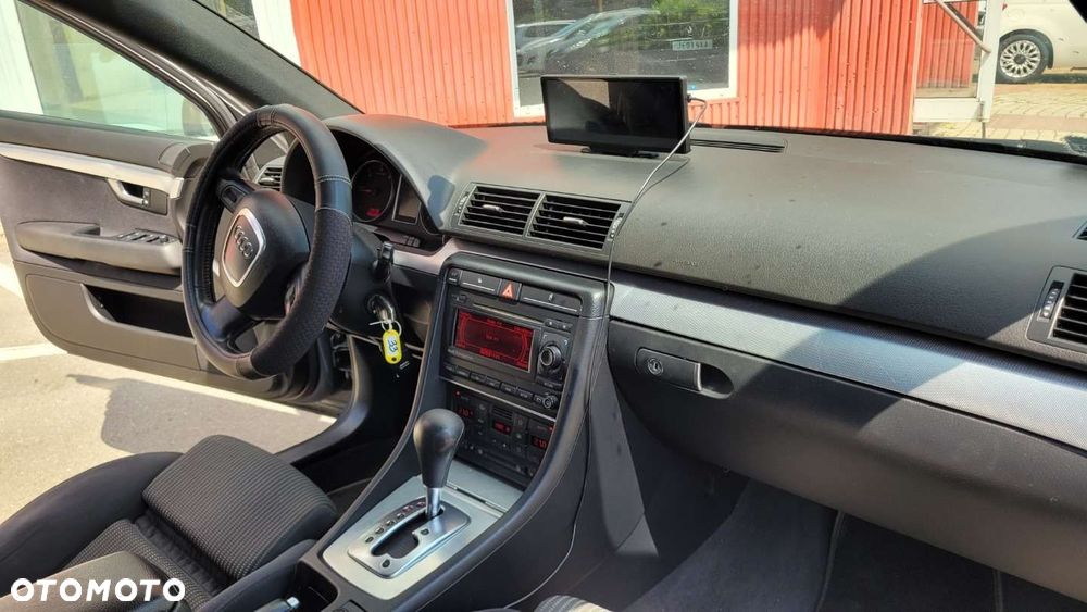 Audi A4 Avant - 7