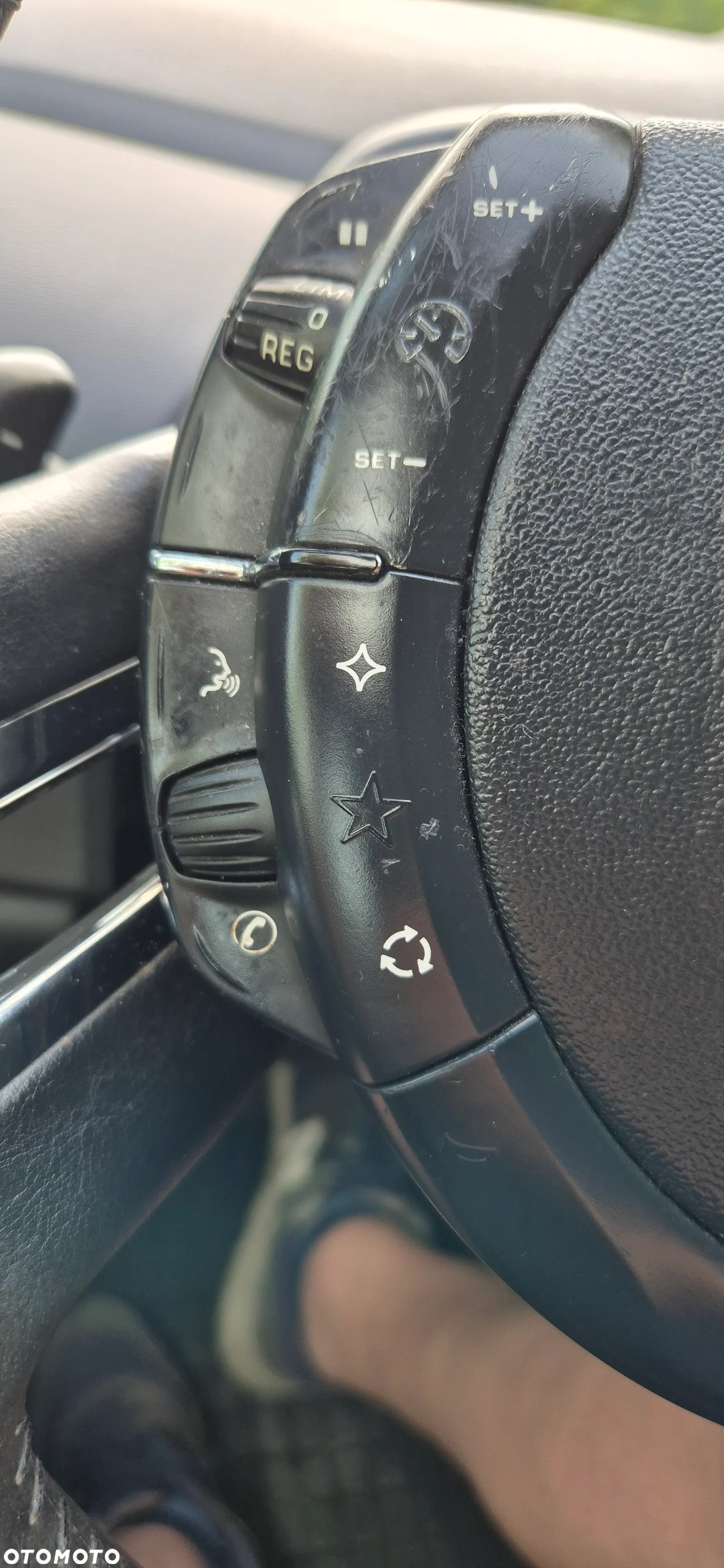 Citroën C4 Picasso 1.6 HDi Equilibre Navi Pack MCP - 25