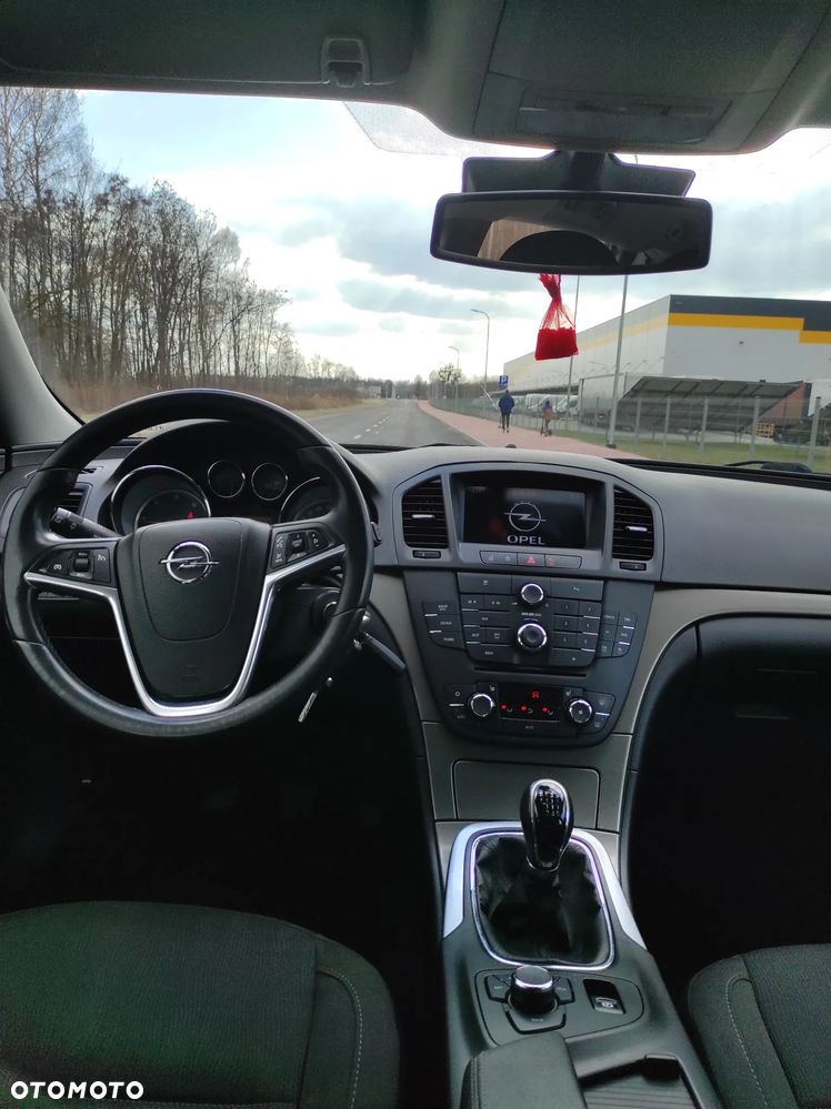 Opel Insignia 2.0 CDTI - 18