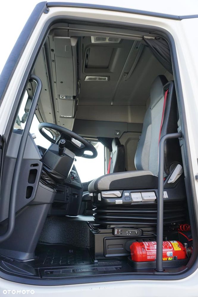 Renault T 460 / ACC / EURO 6 / SLEEPER CAB / RETARDER - 7