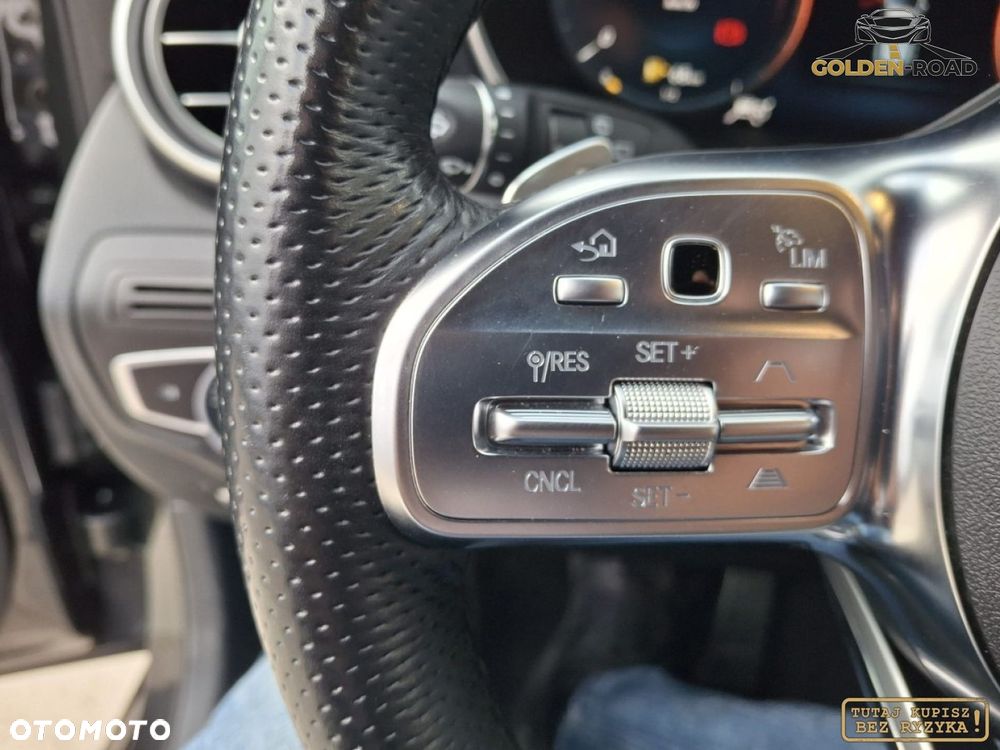 Mercedes-Benz GLC - 21