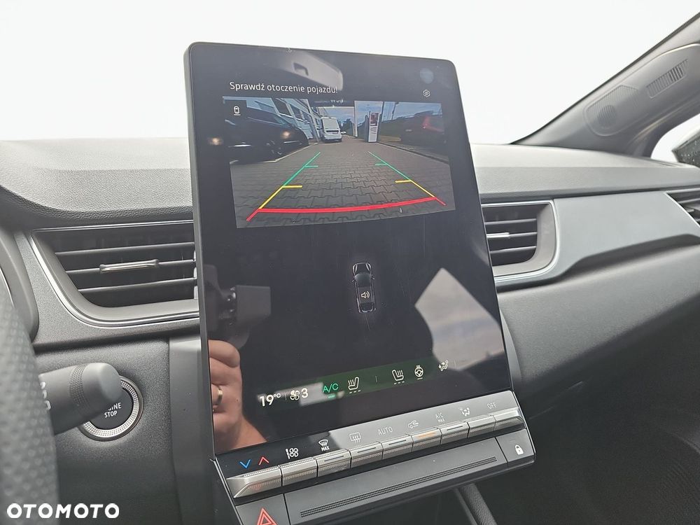 Renault Symbioz - 13