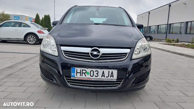 Opel Zafira - 1