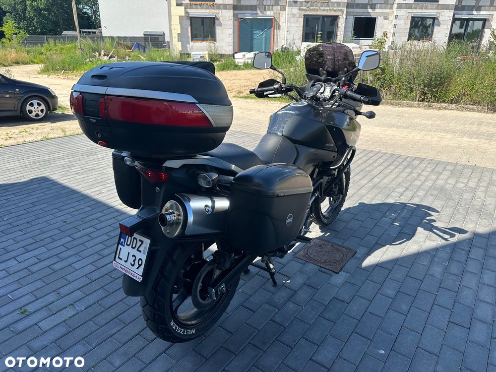 Suzuki DL - 2