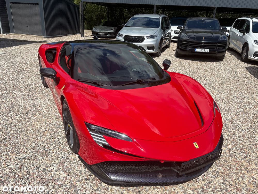 Ferrari SF90 Stradale - 11