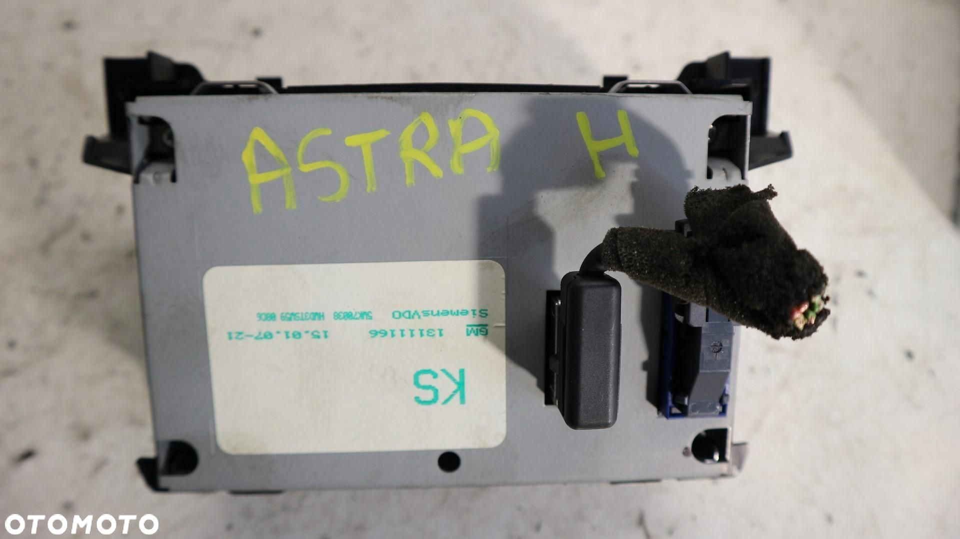 RADIO WYŚWIETLACZ ZAFIRA B ASTRA H 1.9 CDTI 383555646 13111166 # - 5