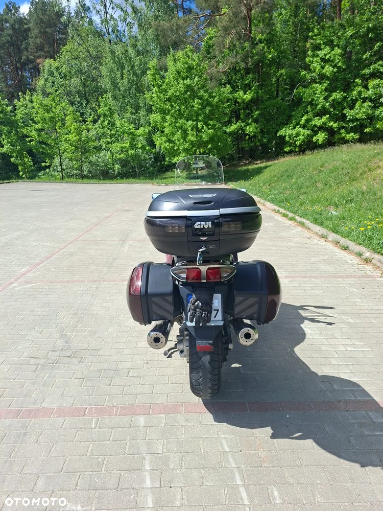 Yamaha FJR - 4