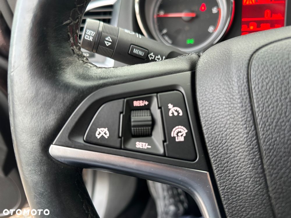 Opel Astra IV 1.7 CDTI Cosmo - 16