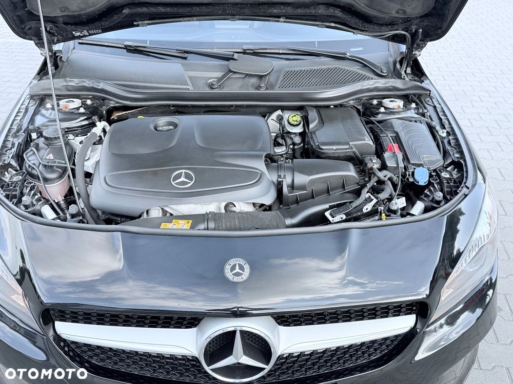 Mercedes-Benz CLA - 40