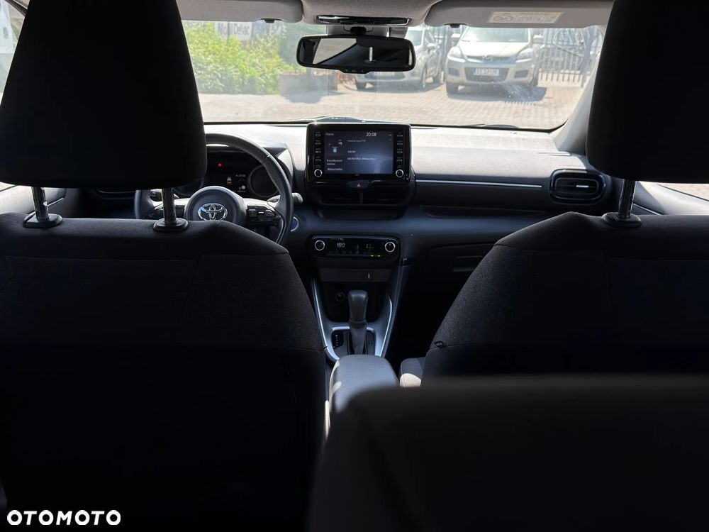 Toyota Yaris - 13