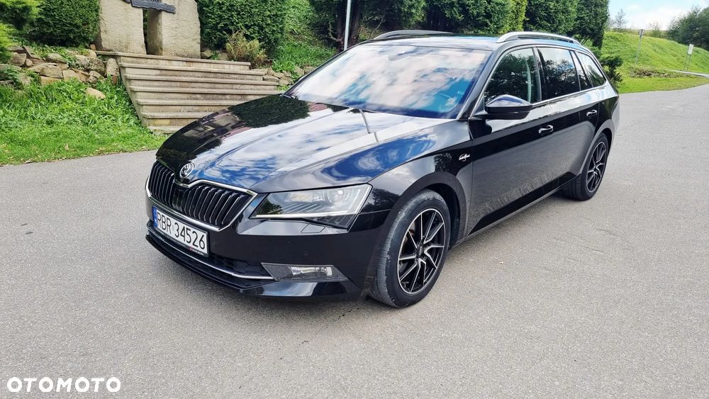 Skoda Superb Combi 2.0 TDI DSG Premium Edition - 8
