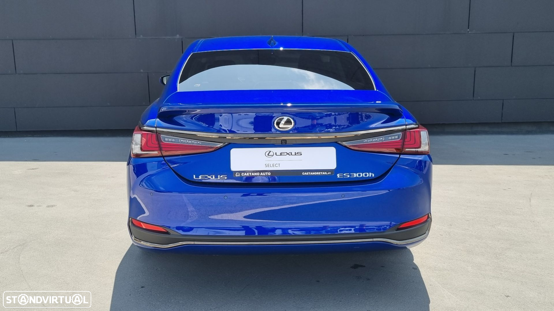 Lexus ES 300h Sport - 6