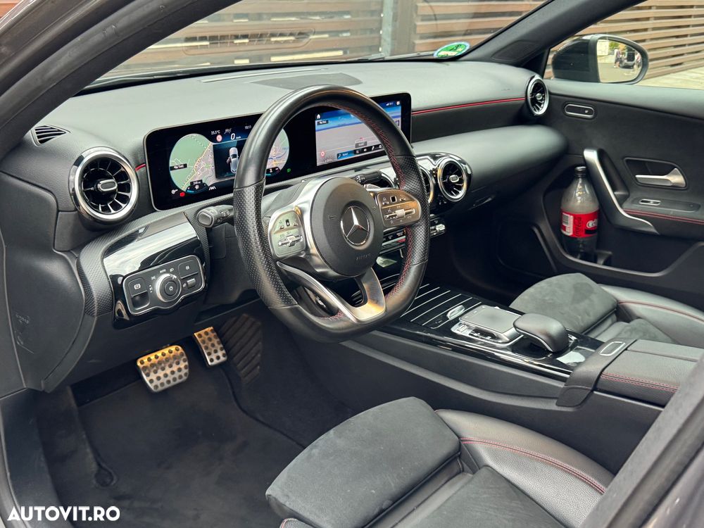 Mercedes-Benz A 180 d 7G-DCT AMG Line - 19