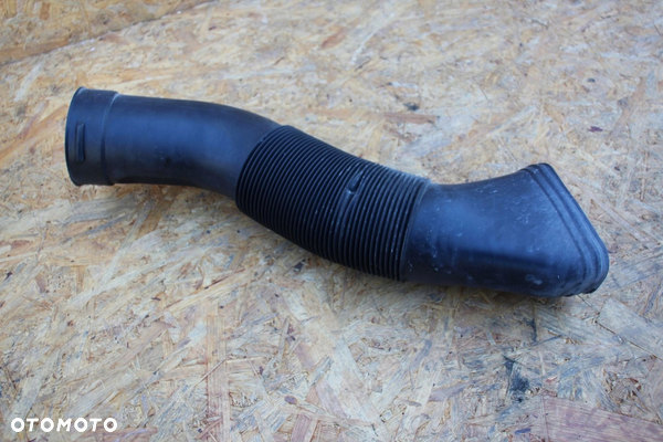 Wlot dolot powietrza filtra rura Mercedes e-klasa w211 1130942182 5.0 v8