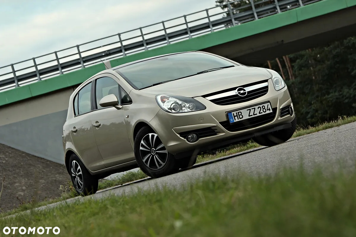 Opel Corsa 1.4 Cosmo - 6
