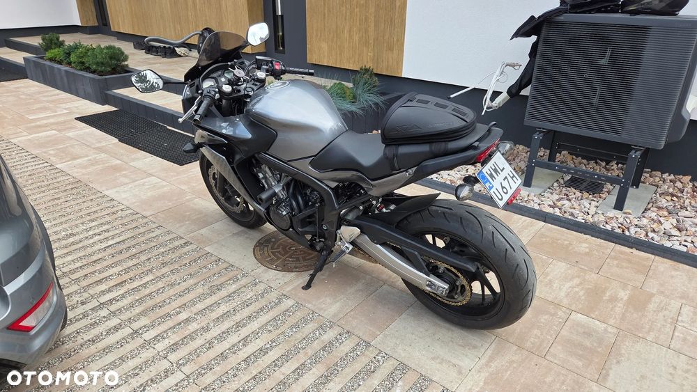 Honda CBR - 4