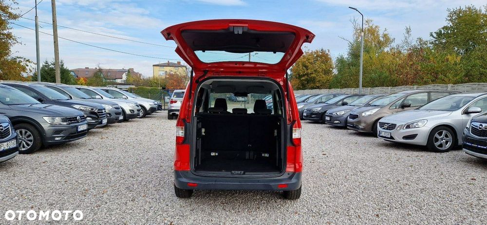 Ford Tourneo Courier - 10