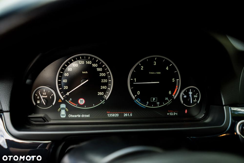BMW Seria 5 520d xDrive Luxury Line - 22