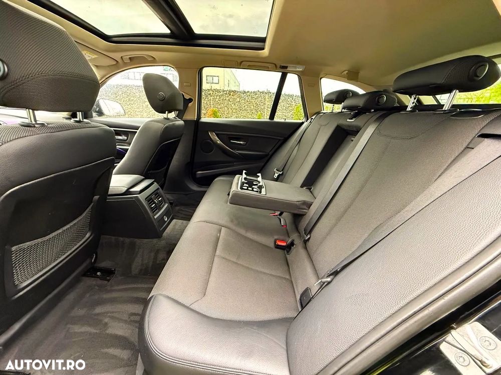 BMW Seria 3 320d Touring Aut. Modern Line - 21