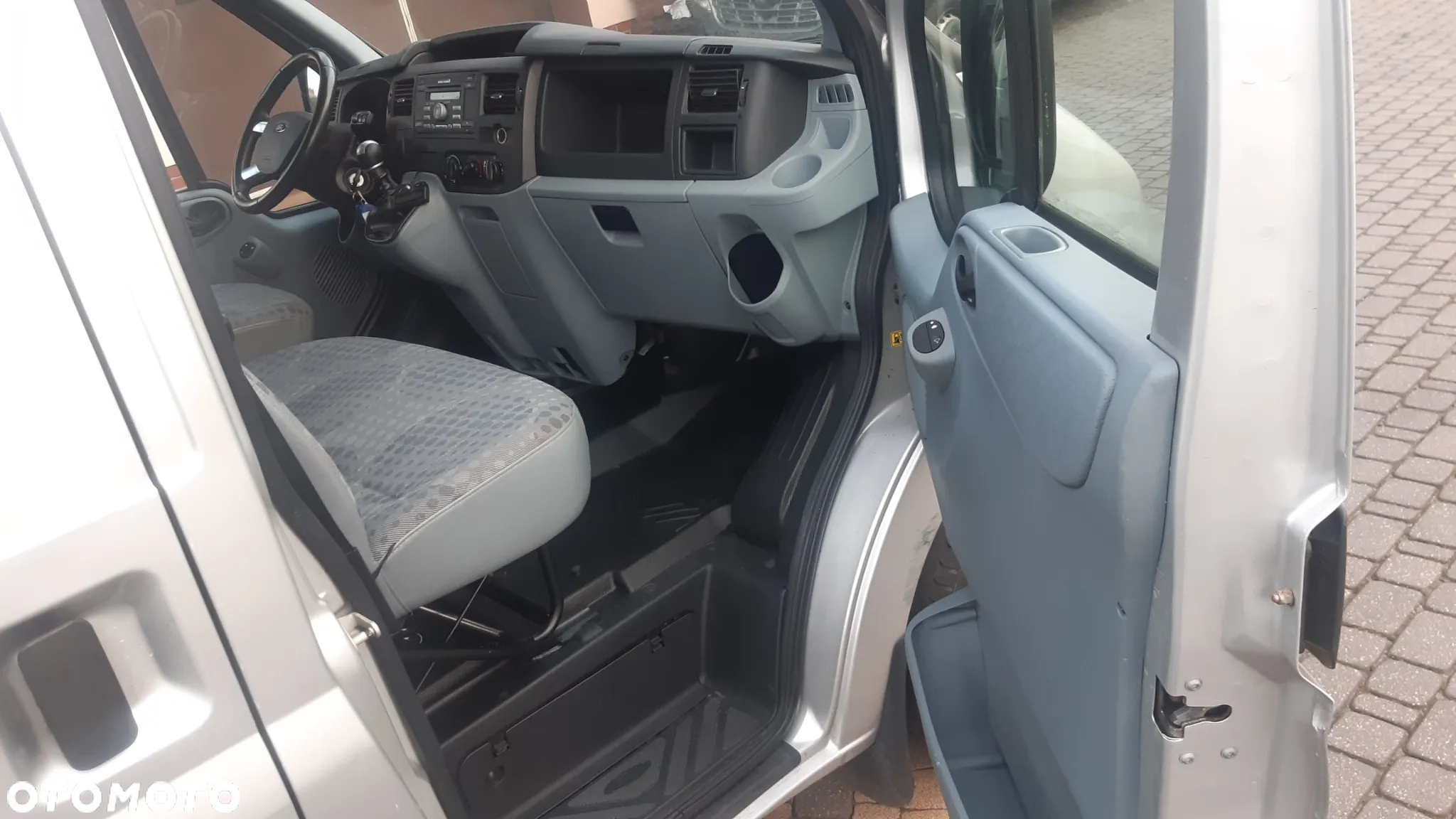 Ford Transit - 4
