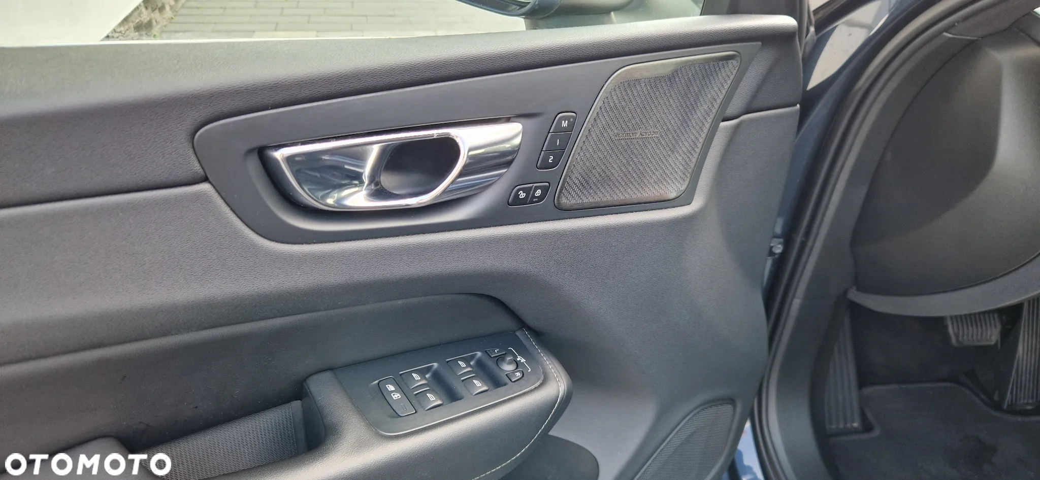 Volvo XC 60 B4 D AWD Geartronic Inscription - 13